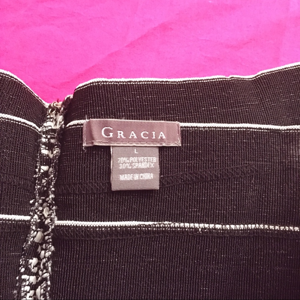 SOLD Gracia Bandage A Line Off the Shoulder Dress - Picture 3 of 4